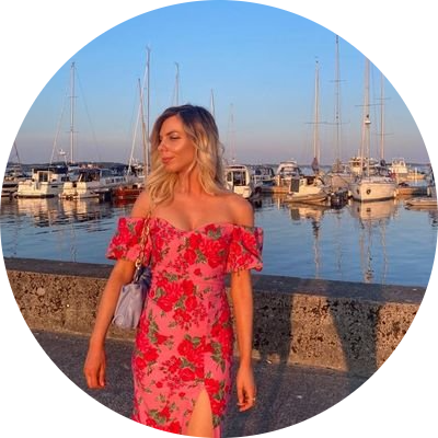 Go to the profile of Emily Mee